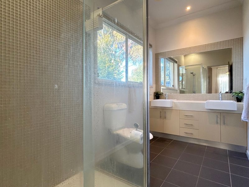 12 Shine Walk, Epping