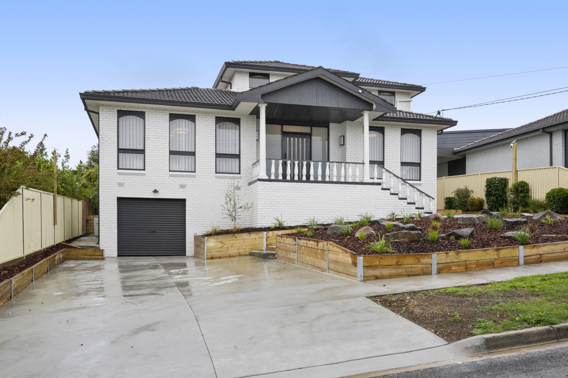 18 Robert Drive, Ballarat North, Ballarat North - Thumbnail 2