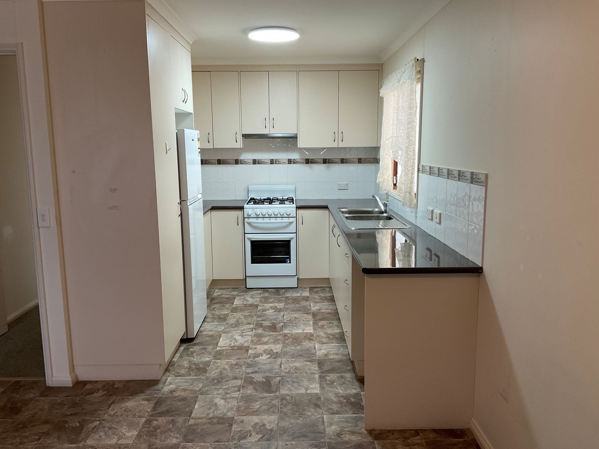 7 Rose Street Cobram VIC, Cobram - Thumbnail 5