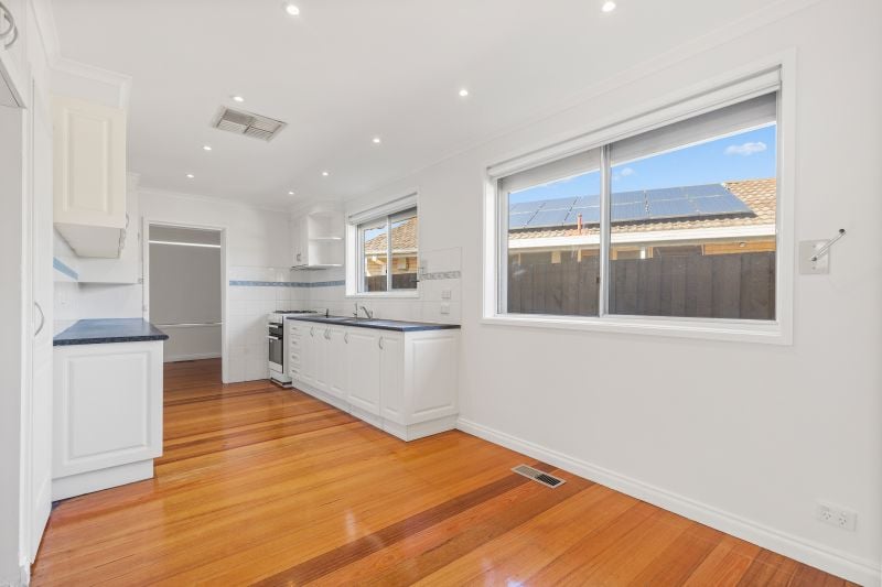 13 Emerald Street, Dallas