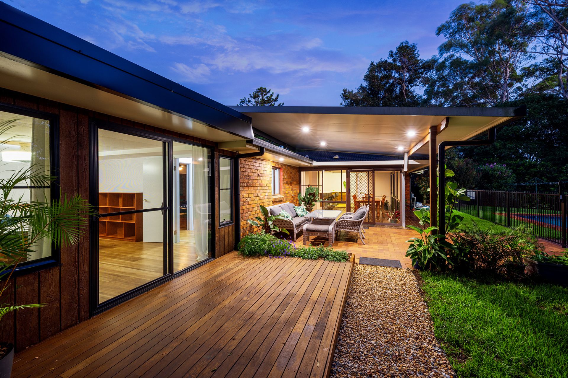 129 Richmond Hill Road, Richmond Hill - Thumbnail 3