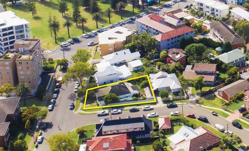 6 Richmount Street, Cronulla - Image 1