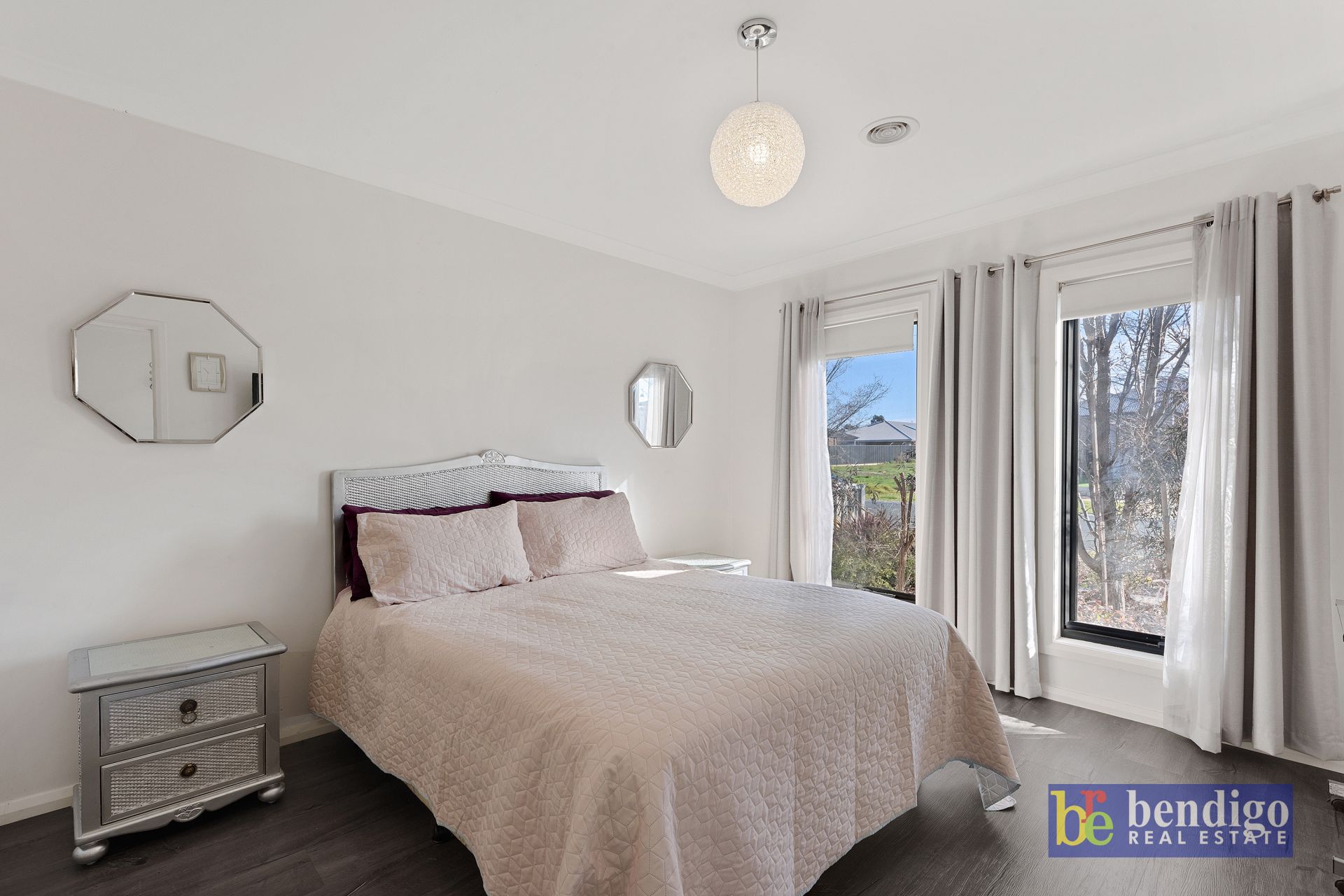 16 Priest Street White Hills VIC, Hills - Thumbnail 6