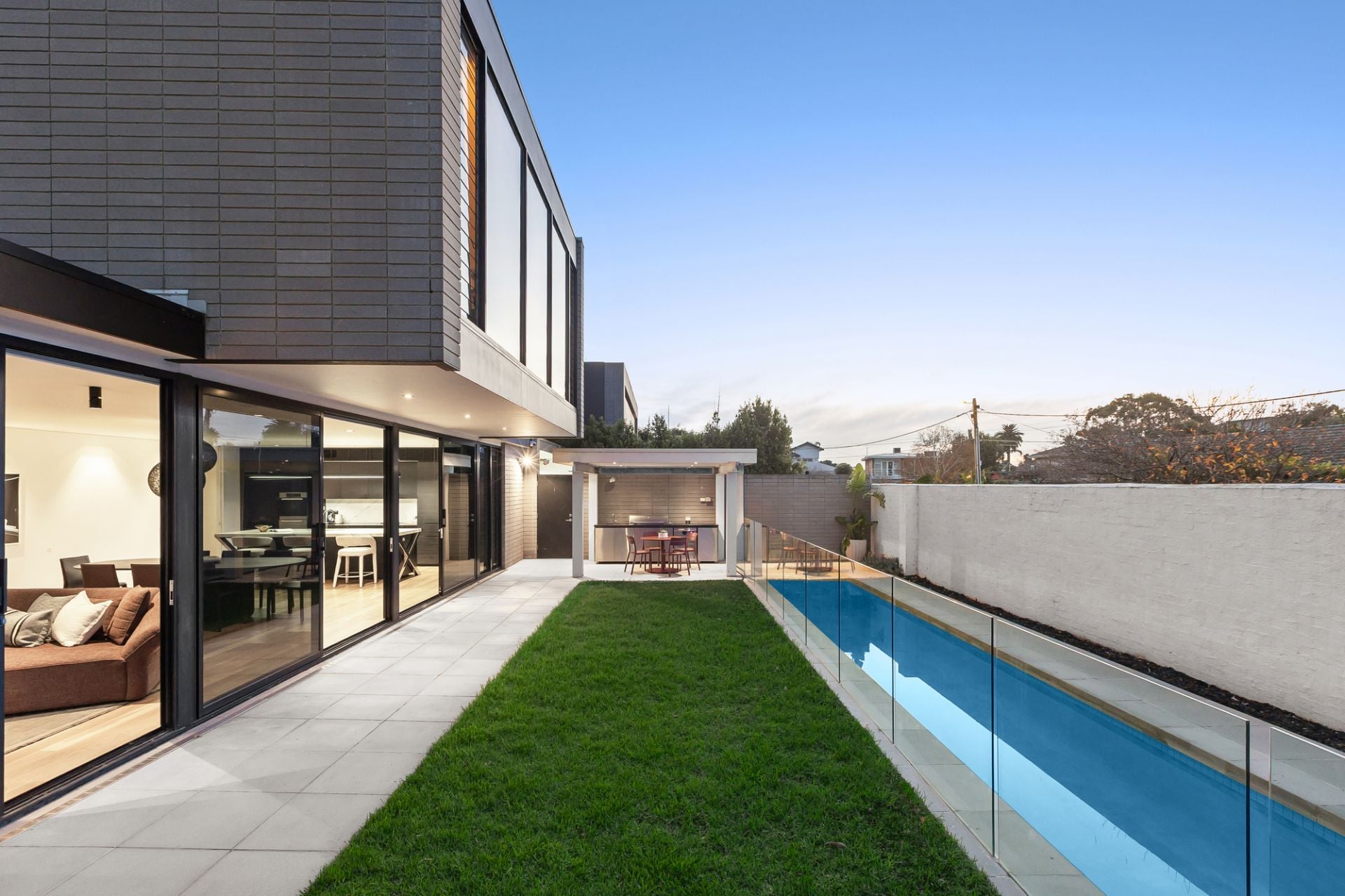 2 Ballara Court, Brighton, Brighton - Thumbnail 3