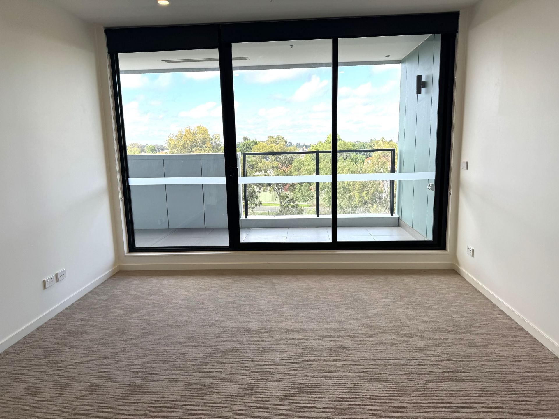 Beautiful Apartment in Mill Park