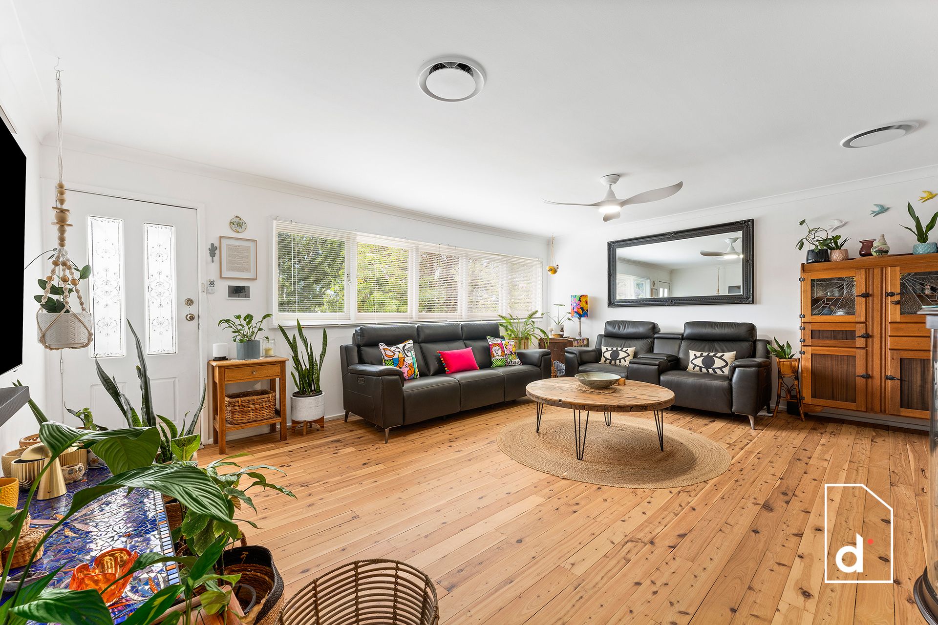 8 Wonson Avenue, Coniston NSW