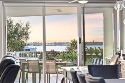 Iconic Broadwater - Ground Floor Residence