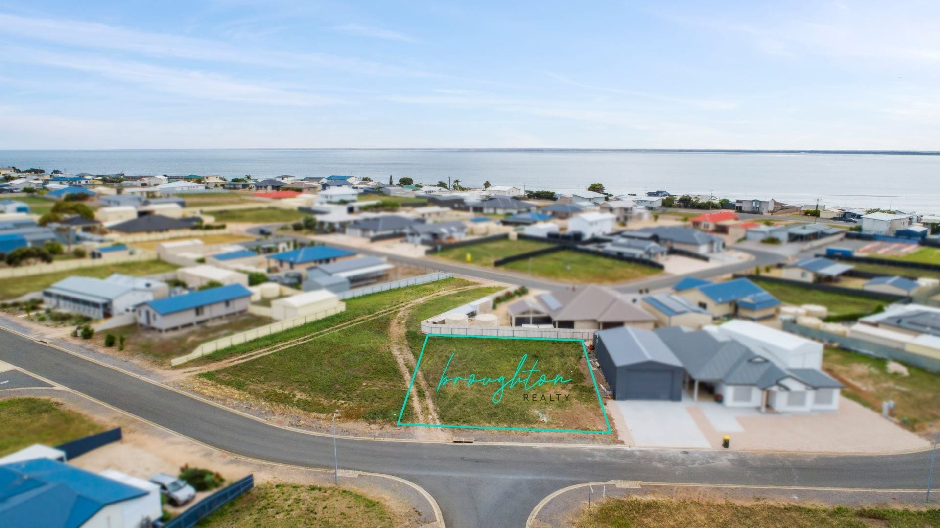 53 Captain Hutchinson Drive Point Turton SA, Point Turton - Image 1