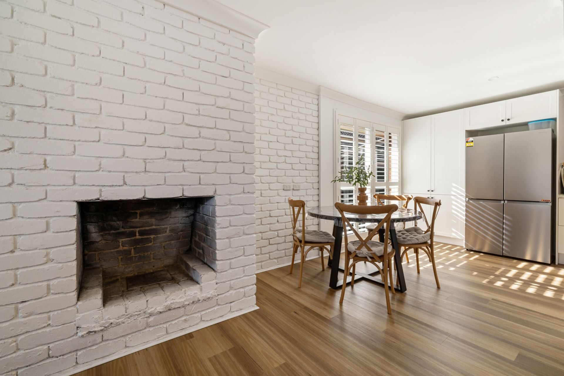 Fully Renovated 3 Bedroom Home- Comfort Style & Convenience!