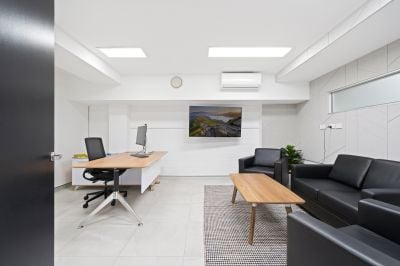 NEWSTEAD'S BEST VALUE CHARACTER OFFICE | ALL OFFERS CONSIDERED