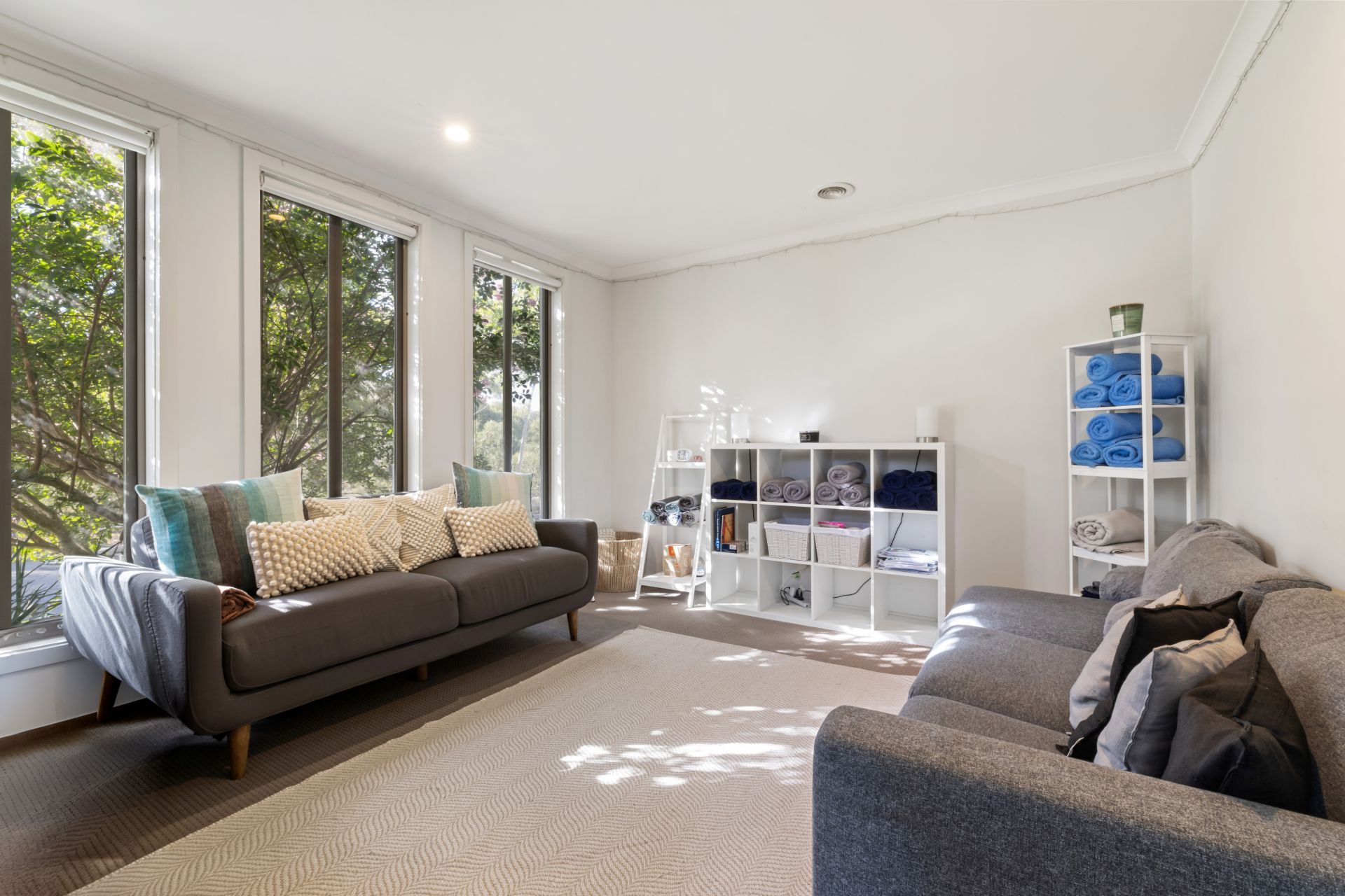 Modern Family Living With Versatile Spaces