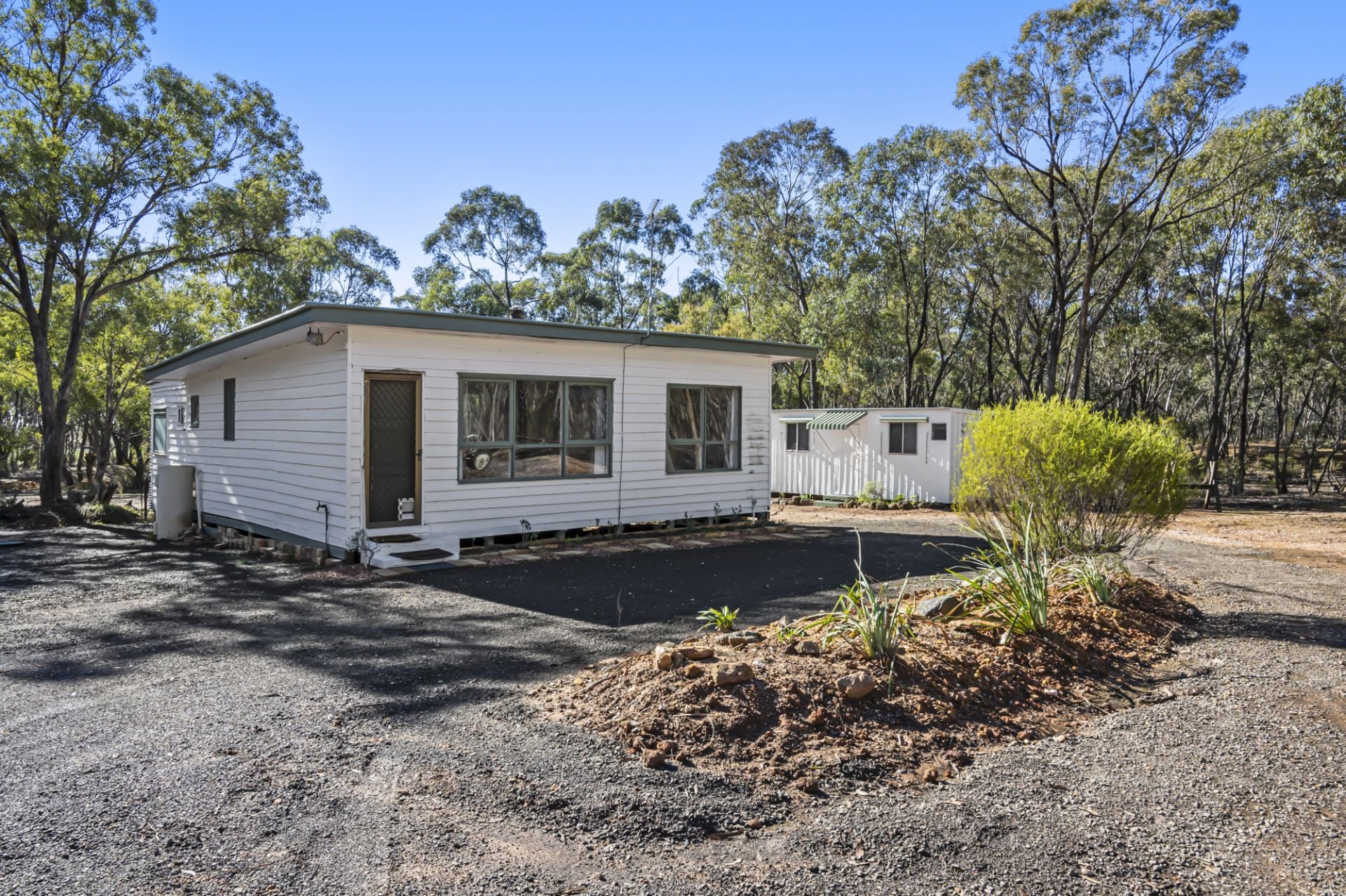 45 Ramon Close, Moonlight Flat - Thumbnail 2