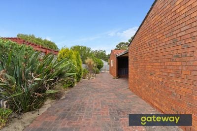 14 Waraker Way, Leeming