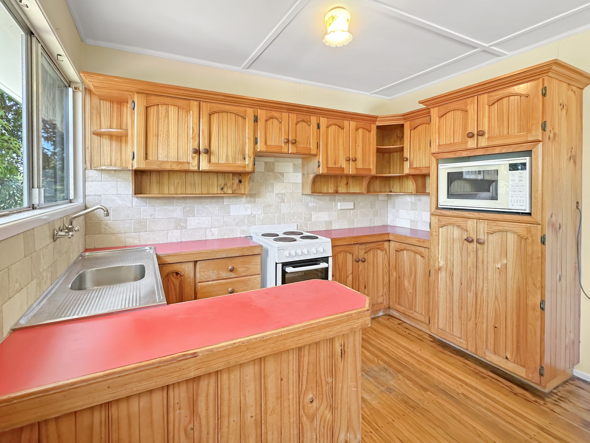 10 Pinelands Street, Lawnton, Lawnton - Thumbnail 7