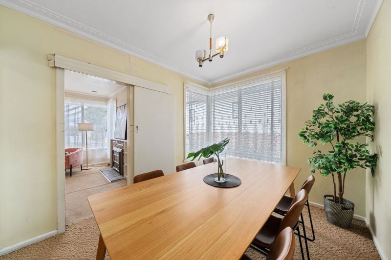 32 Maude Street, Box Hill North