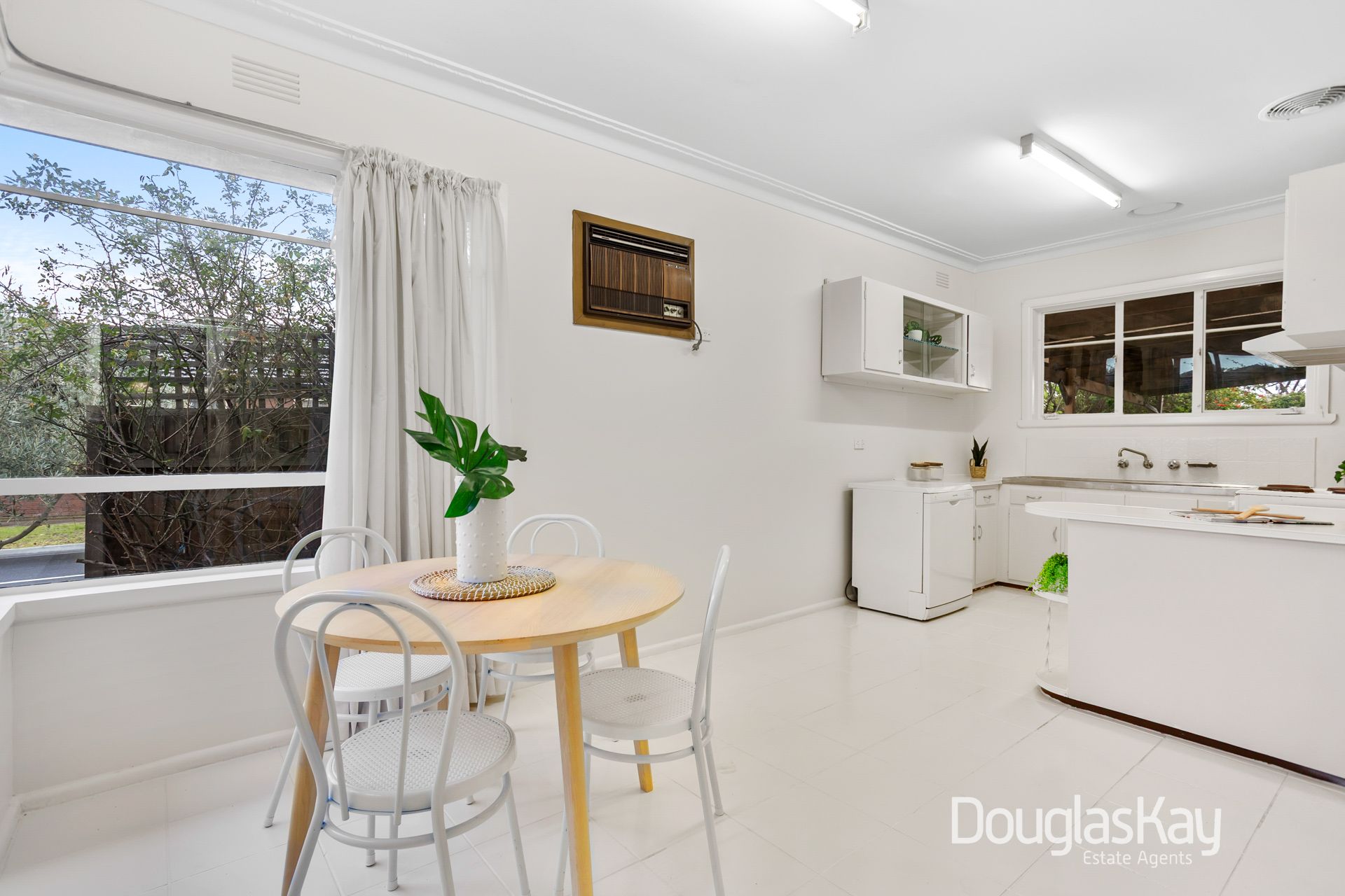 34 Hall Street, Sunshine West VIC, Sunshine West - Thumbnail 8