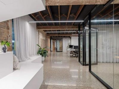 TURNKEY CHARACTER OFFICE IN THE HEART OF FORTITUDE VALLEY