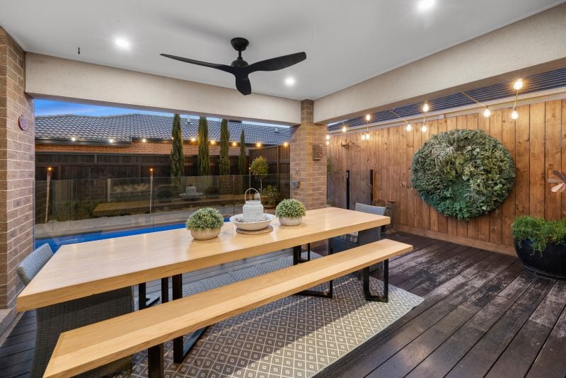 14 Roaming Drive, Fraser Rise