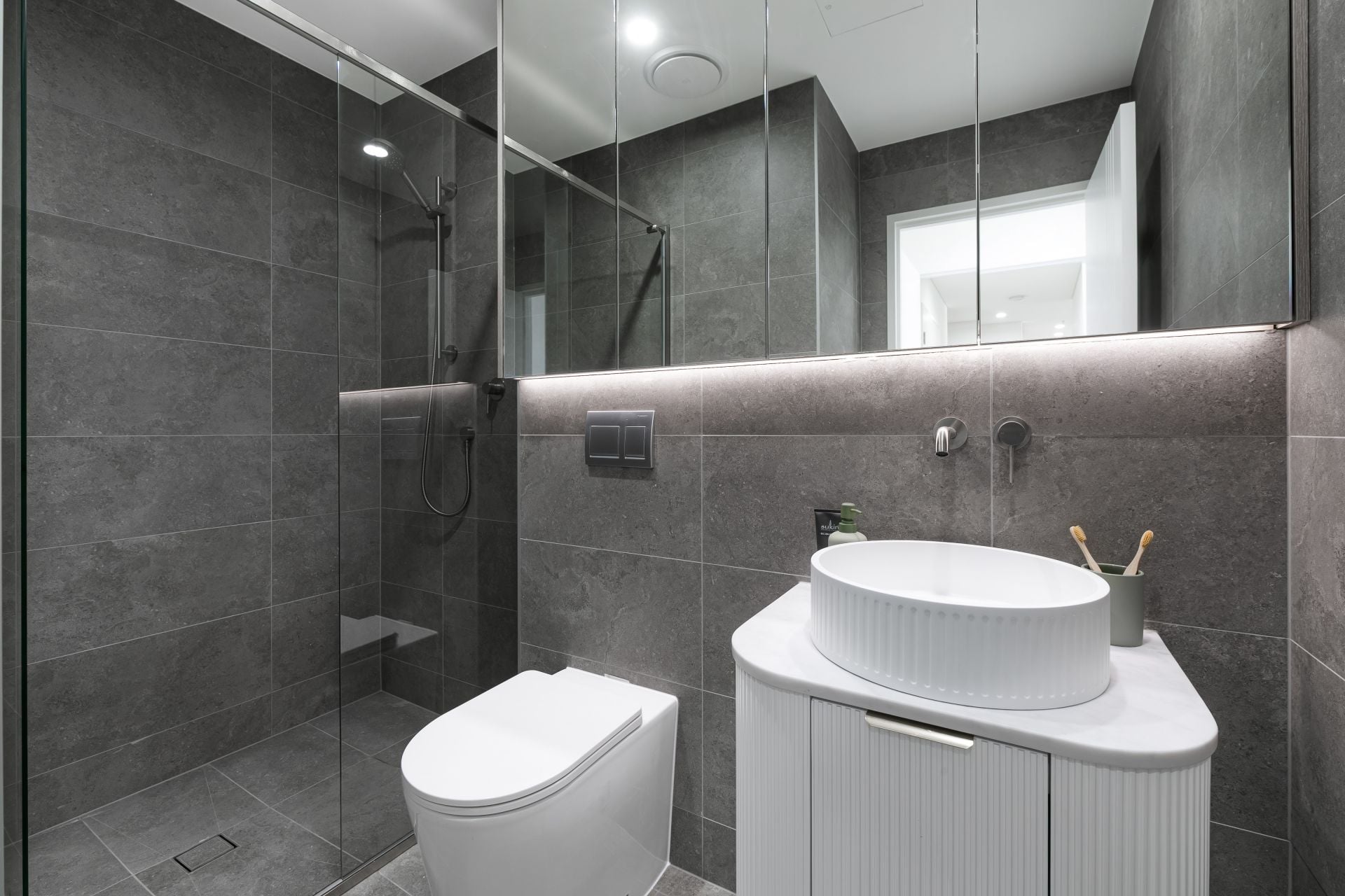 1 Hinkler Avenue, Caringbah, Caringbah - Thumbnail 7