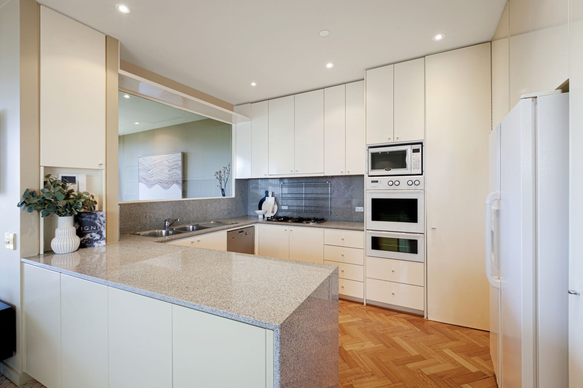 102/1 Albert Road, Melbourne, Melbourne - Thumbnail 4