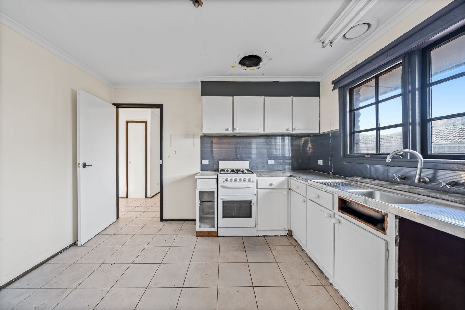 Renovate, Rebuild or Redevelop – Corner Block Potential