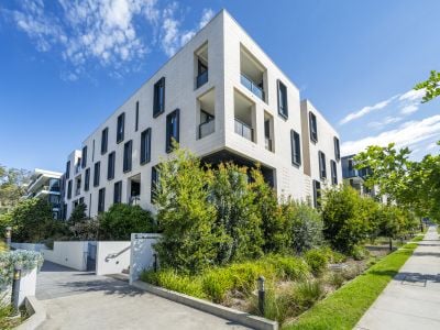 Rouse Hill 327 B305/5 Mulyan Street