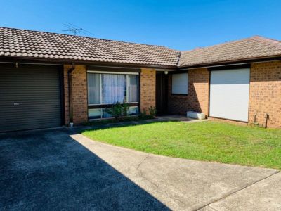 Macquarie Fields 2/21 Second Avenue