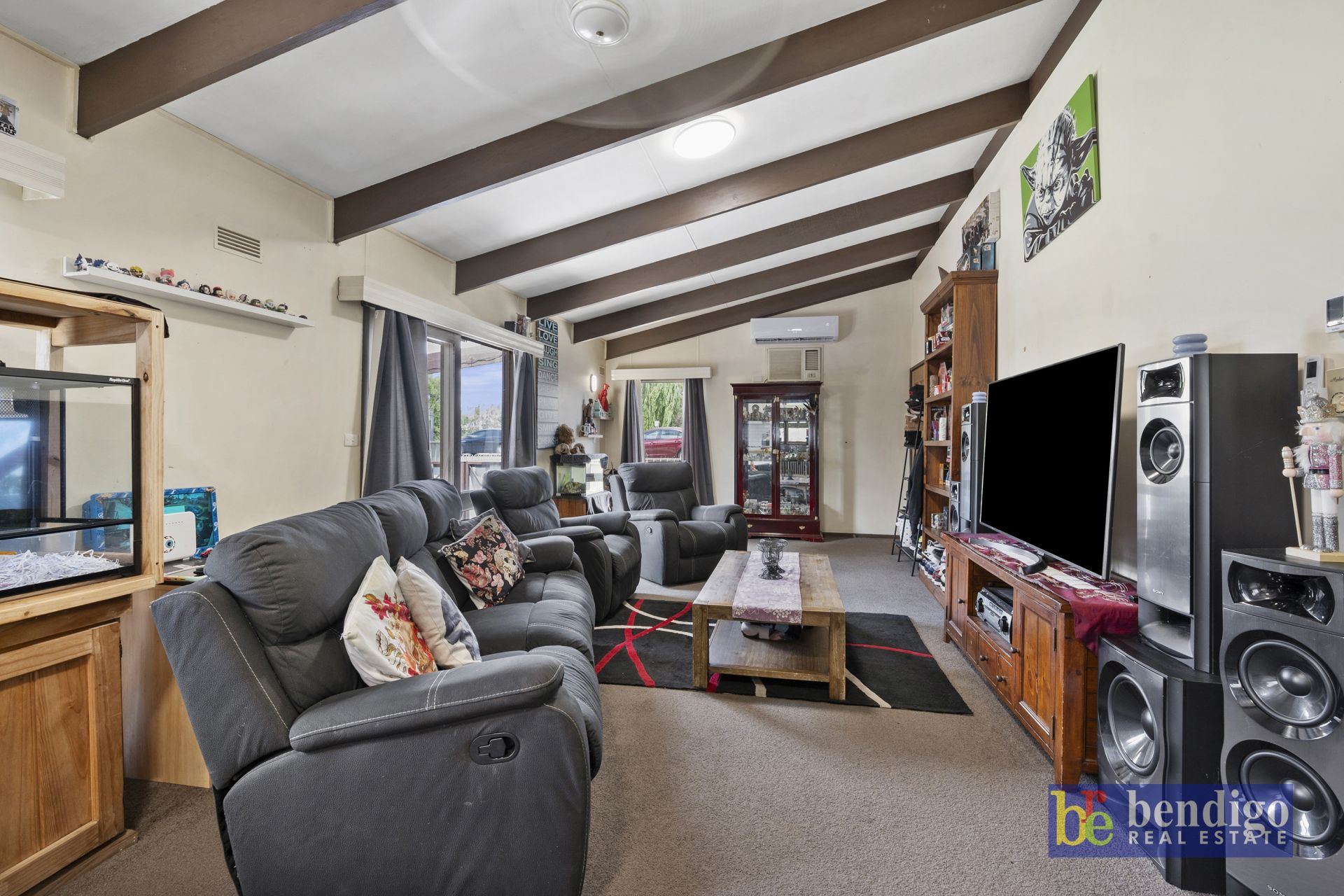 22 Lockwood Road Kangaroo Flat VIC, Flat - Thumbnail 2