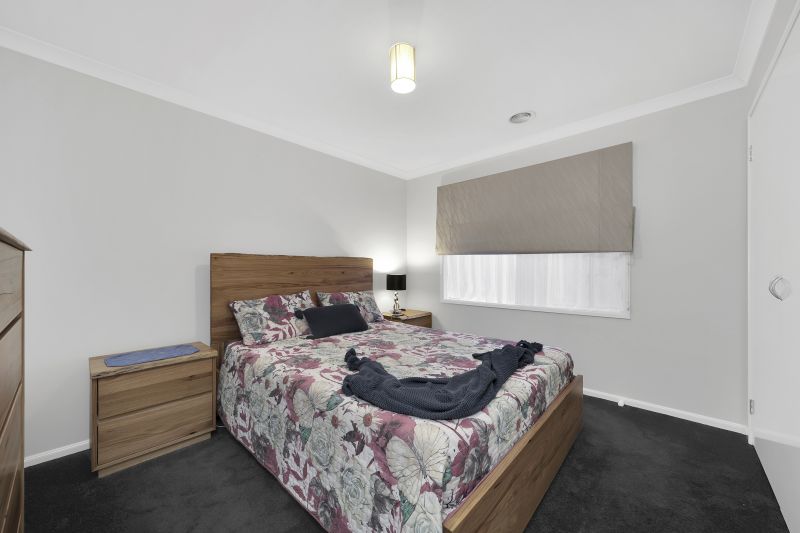 76 Axminster Drive, Craigieburn