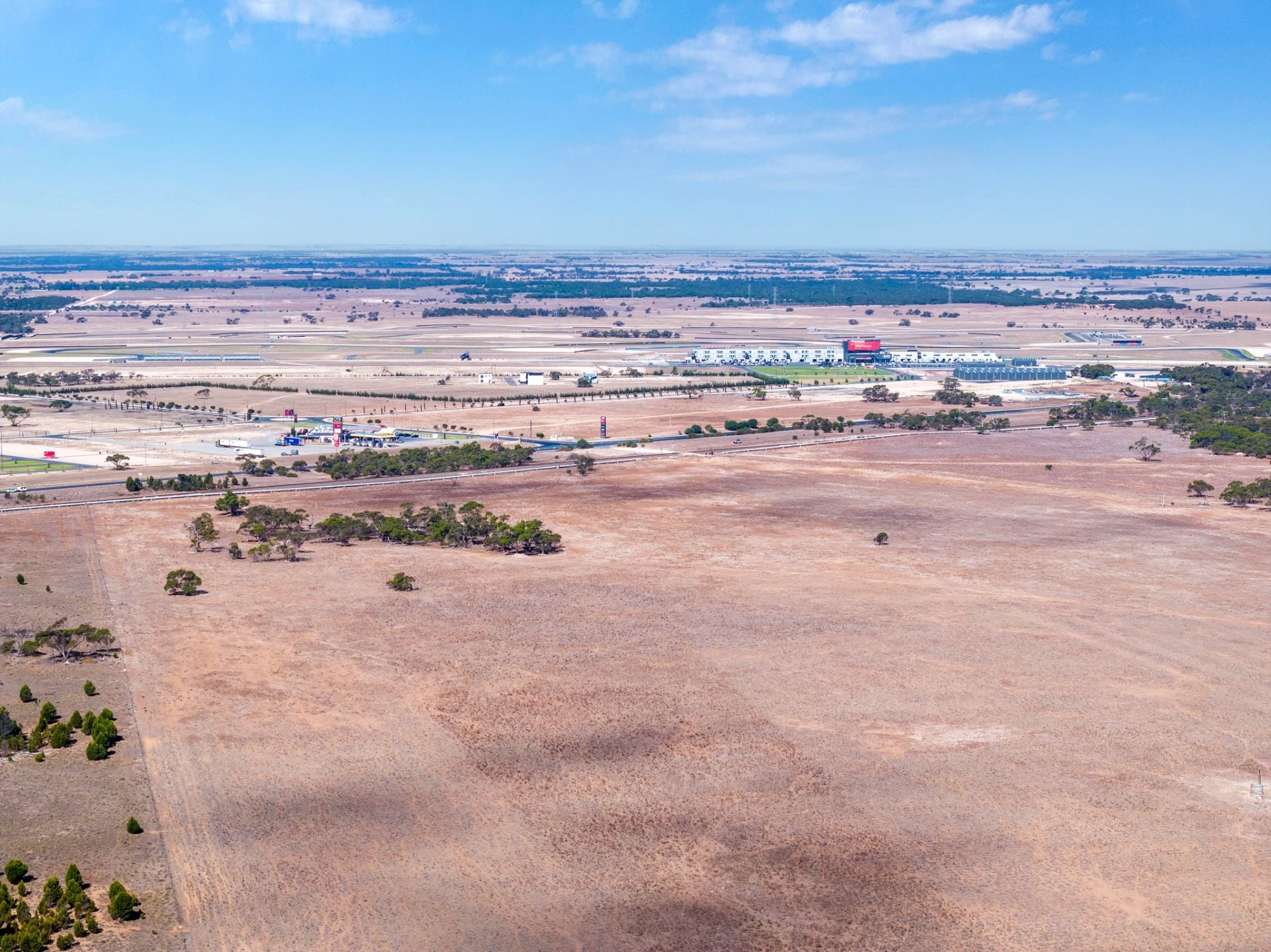 279 Dukes Highway Tailem Bend SA, 279 Dukes Highway Tailem Bend - Thumbnail 2