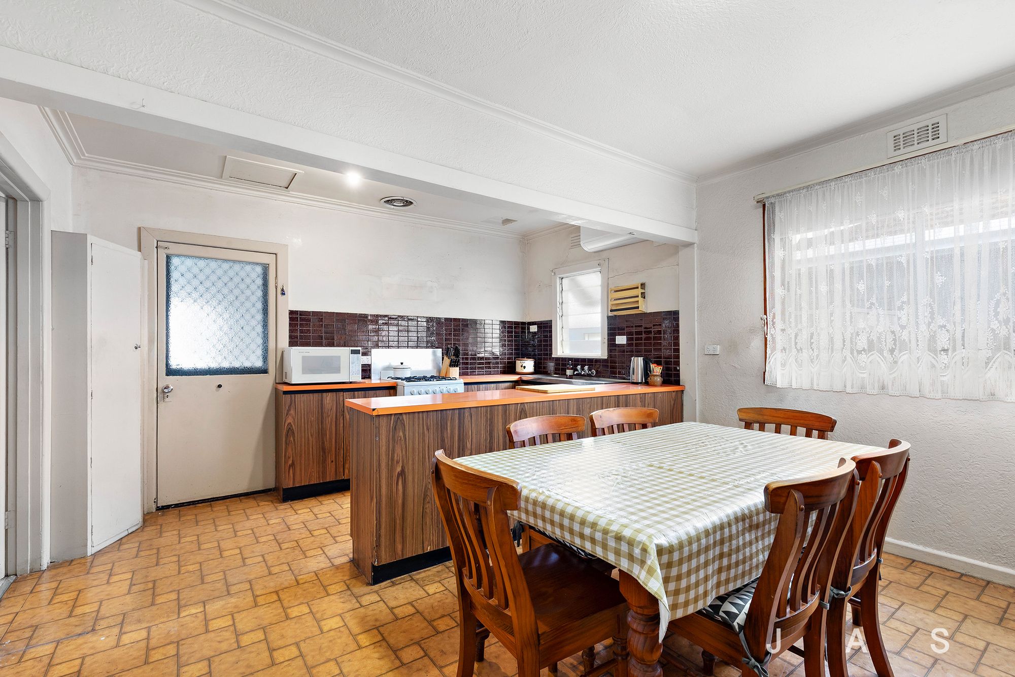 15 Adeney Street, Yarraville, Yarraville - Thumbnail 3