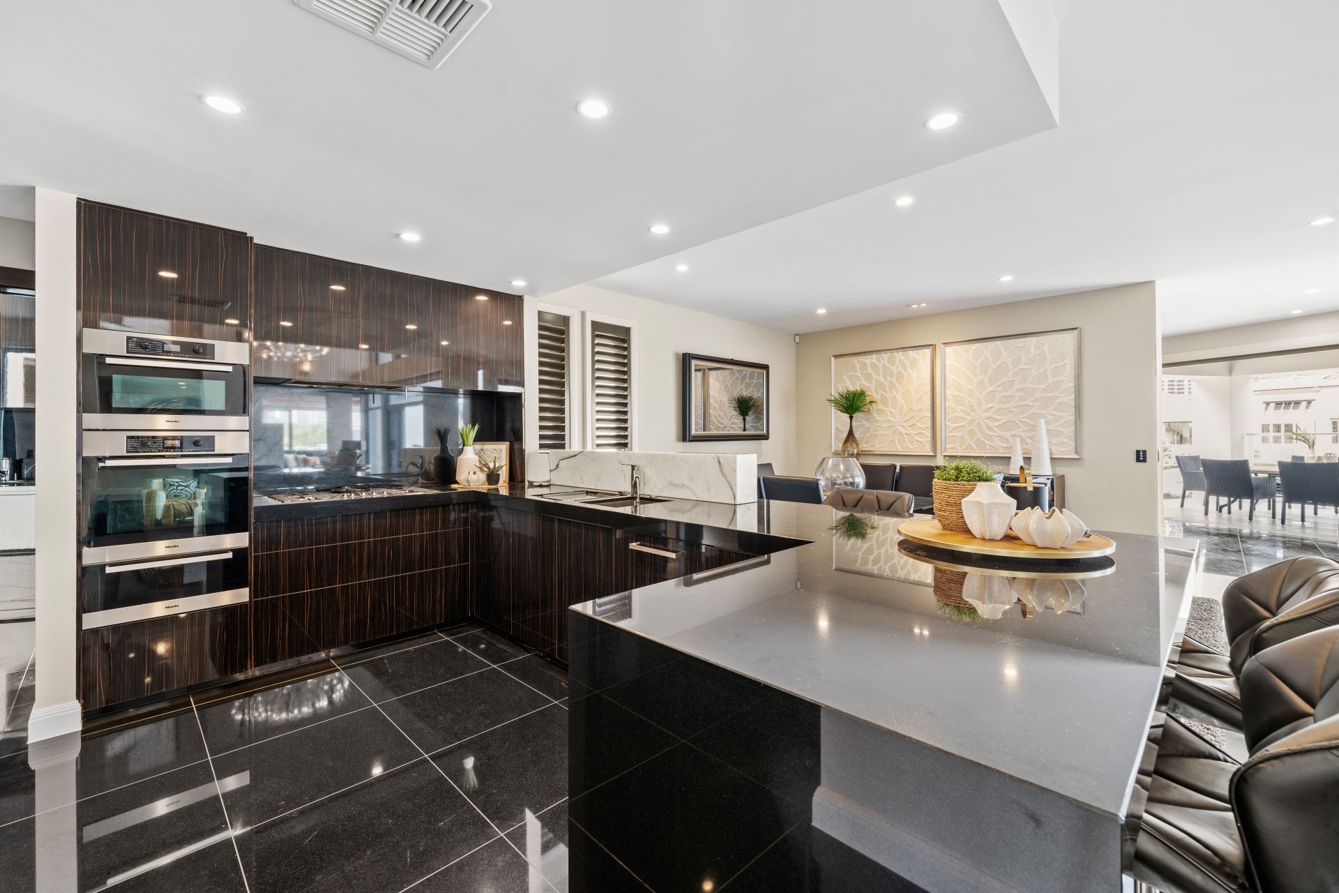 25 Buccaneer Court, Paradise Waters QLD 4217, Surfers Paradise - Thumbnail 7