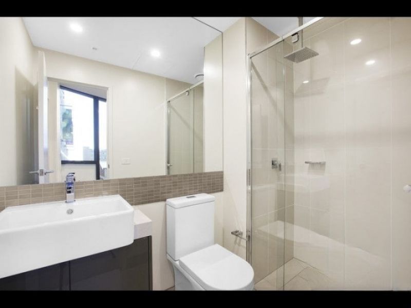 204/33 Clarke Street, Southbank - Thumbnail 7