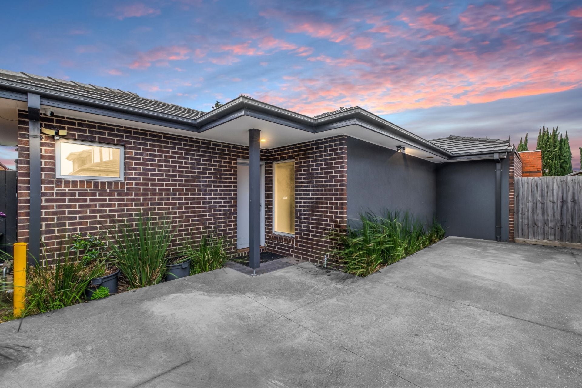 Stylish Unit In A Central Lalor Pocket