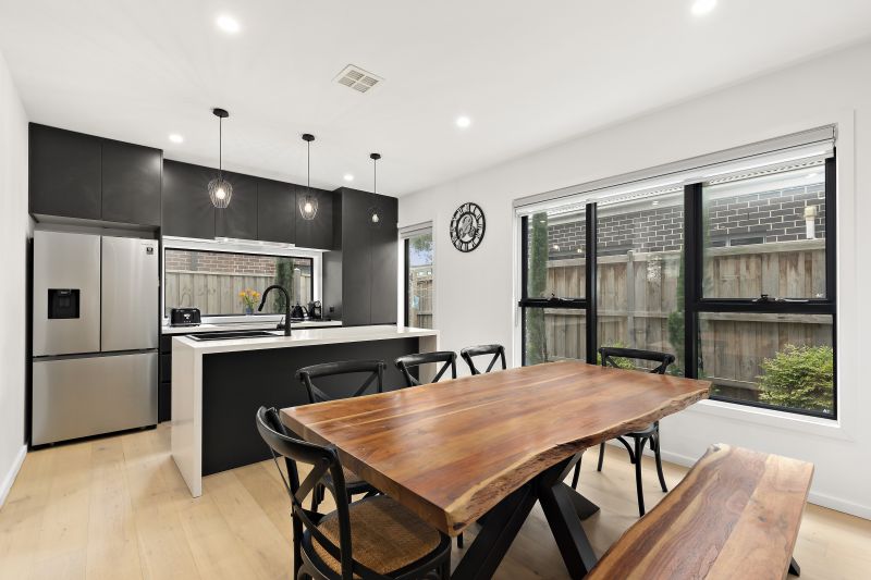 21 Calvert Place, Point Cook