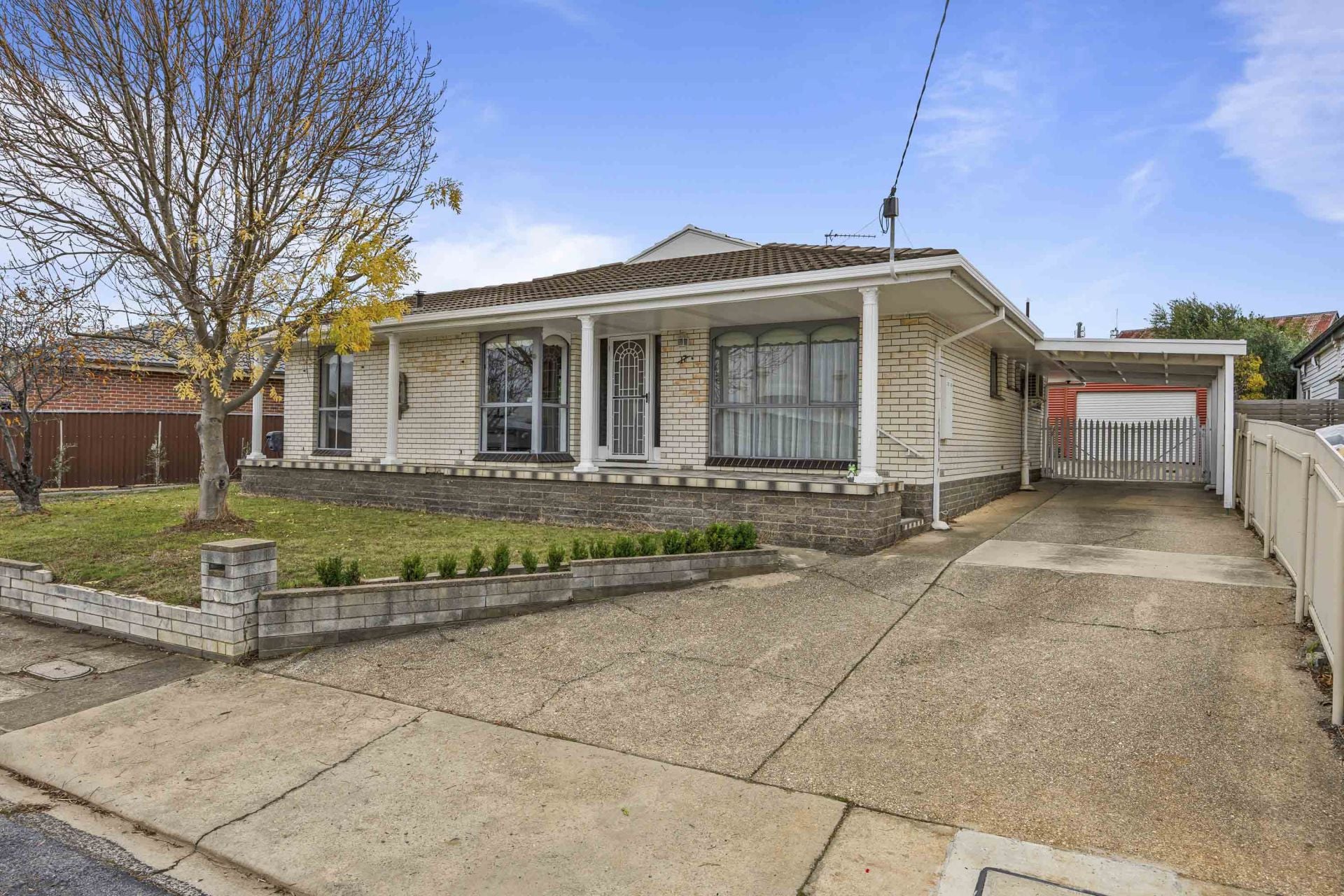 17 Allen Crescent, Stawell, Stawell - Thumbnail 2