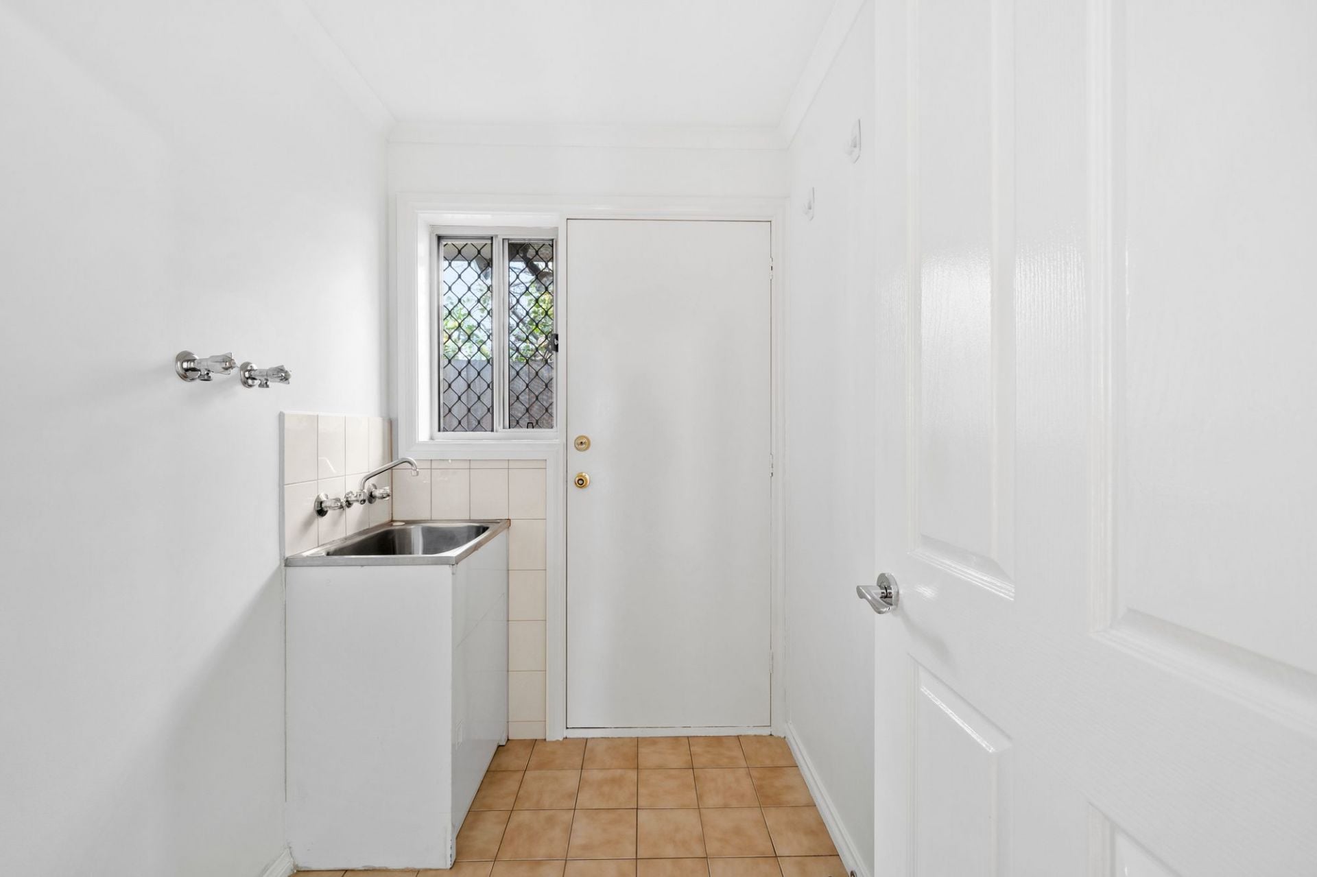 Freestanding, Low-Maintenance Living in a Prime Court Location