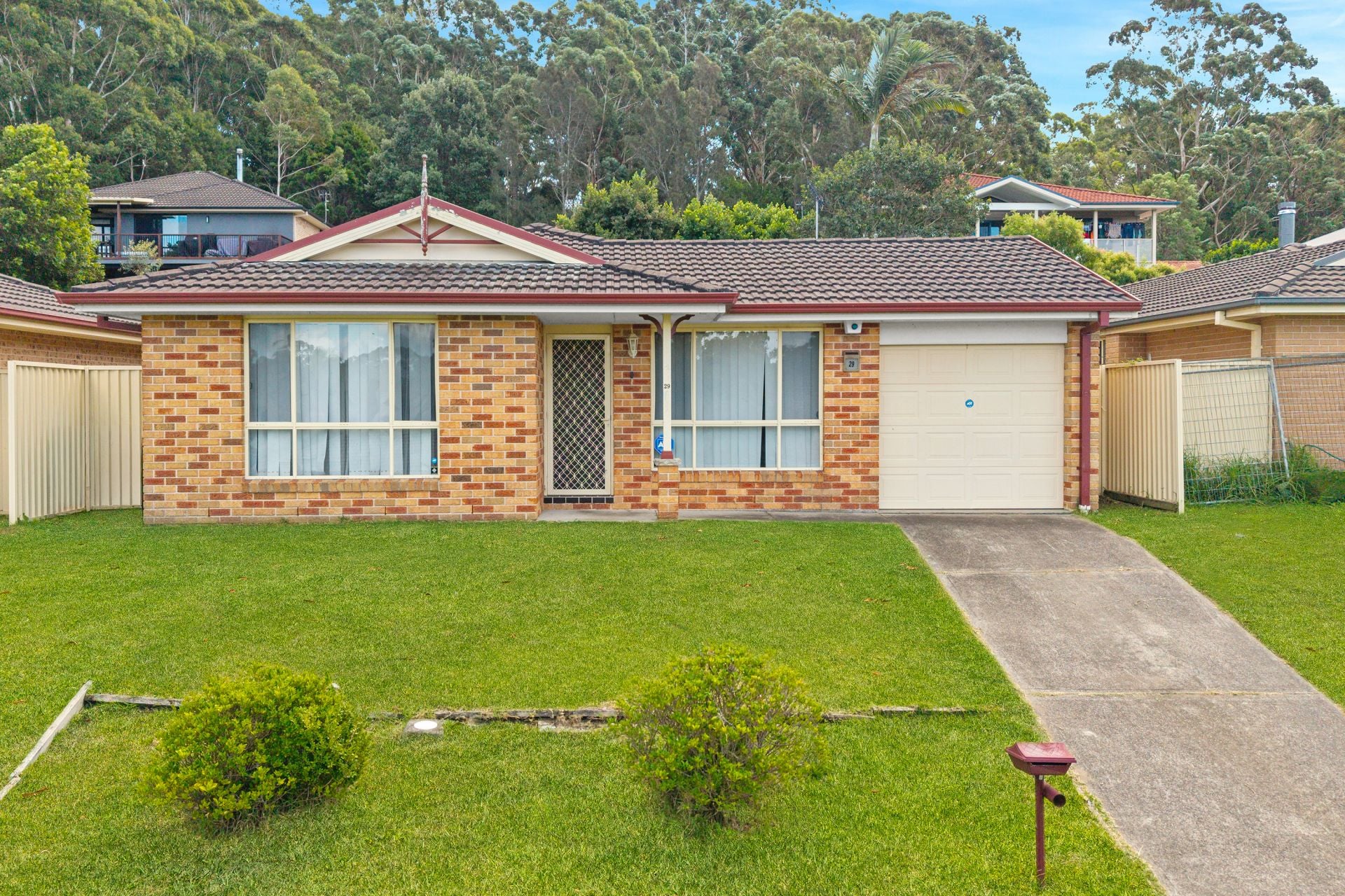 29 Richard Avenue, Mardi, Mardi - Thumbnail 3