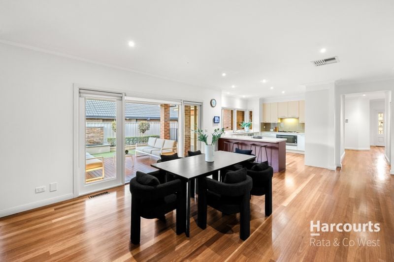 16 Lindley Avenue, Caroline Springs