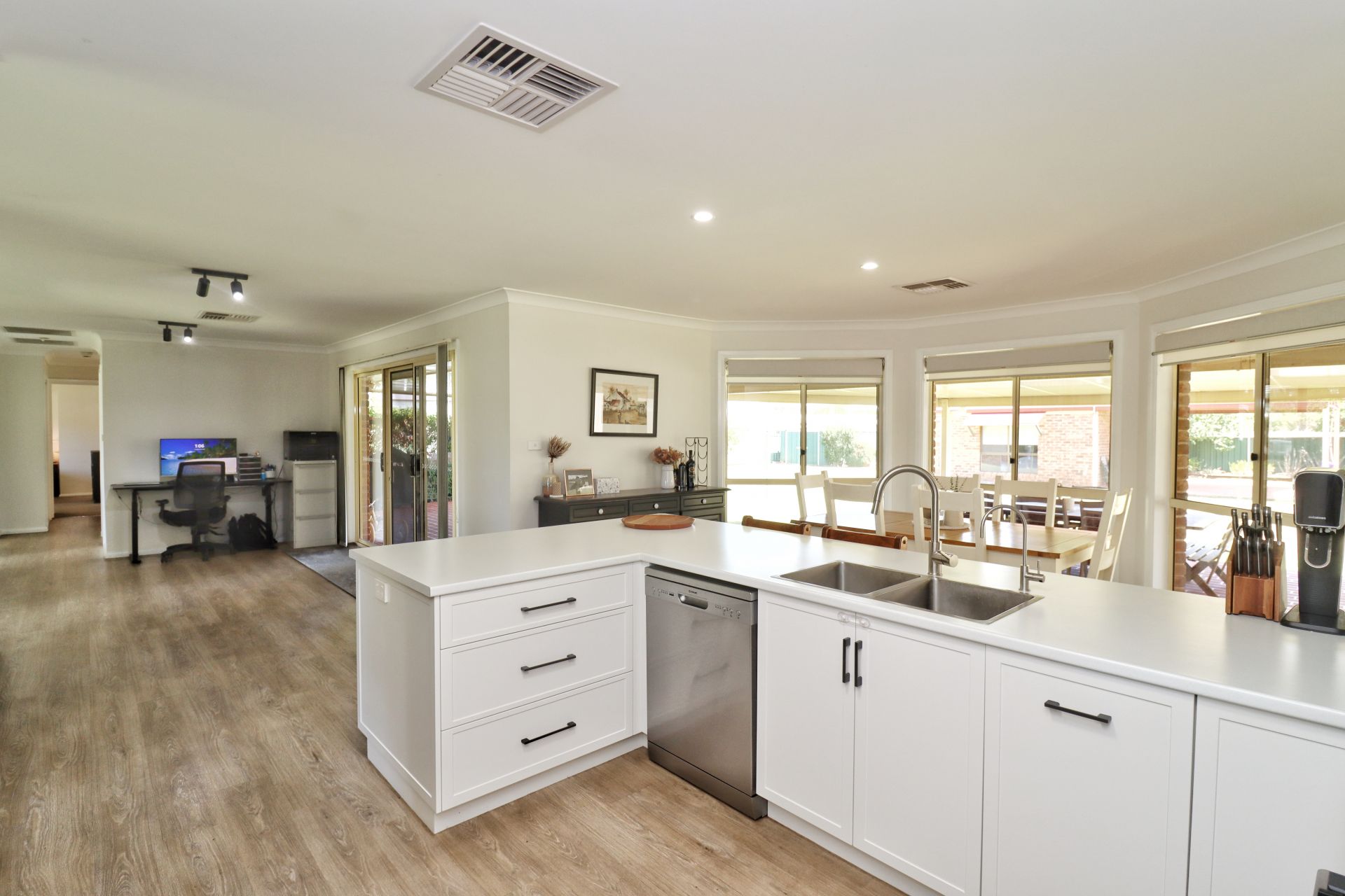 97 Tilga Street, CANOWINDRA, Canowindra - Thumbnail 4