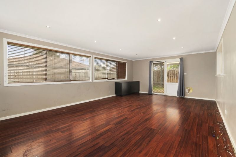 16 Maywood Drive, Epping