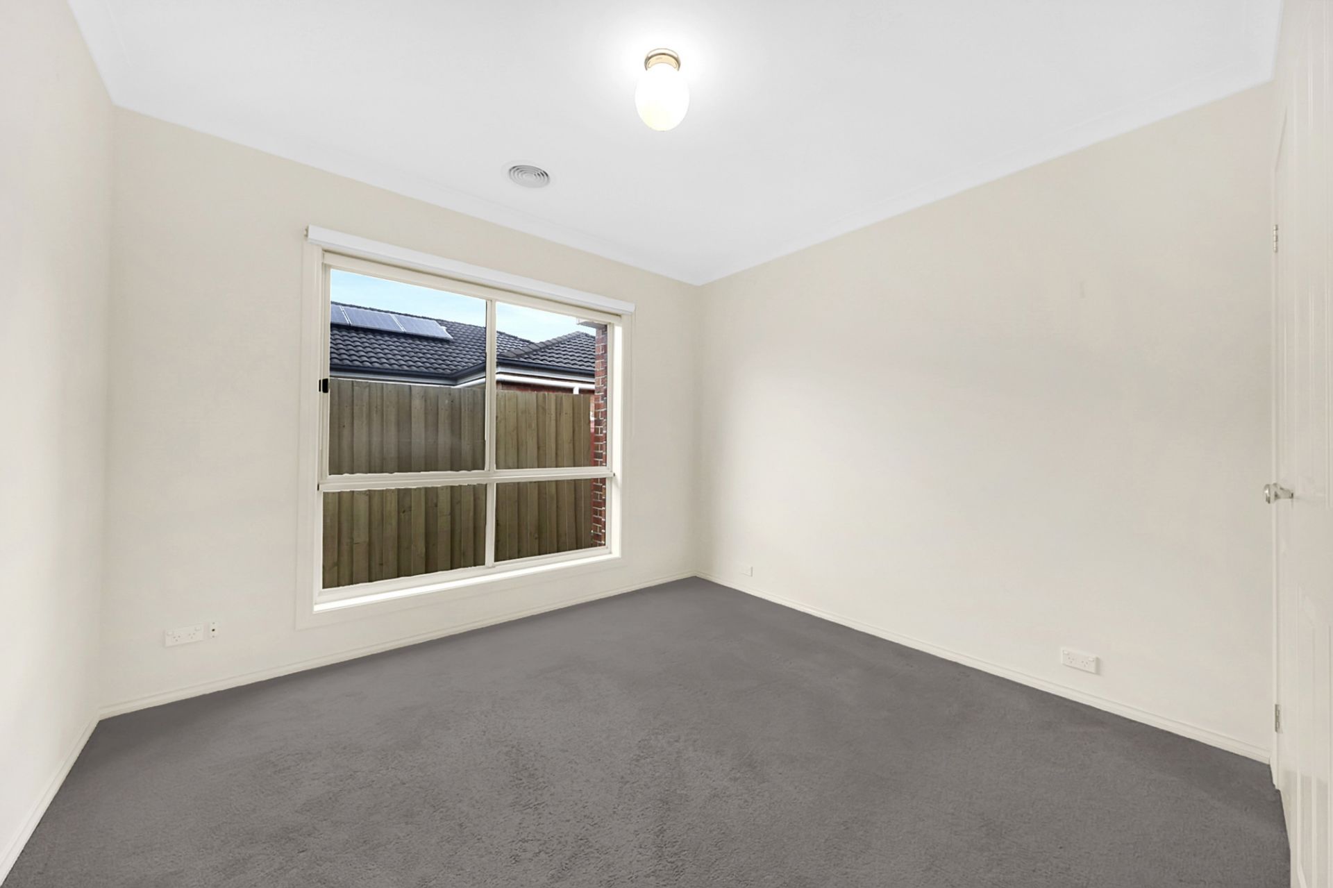 Stylish Modern Living in Prime Location!