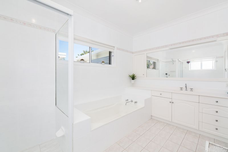 4 Trevalsa Place, BURRANEER, Burraneer - Thumbnail 8