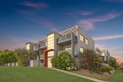 Franklin 39/75 Elizabeth Jolley Crescent
