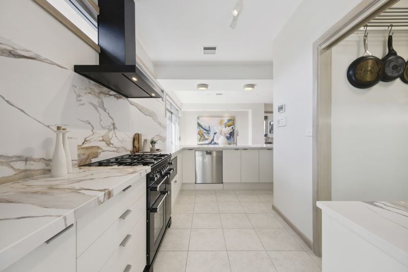16 Macdonnell Street Yarralumla ACT, Yarralumla - Thumbnail 7