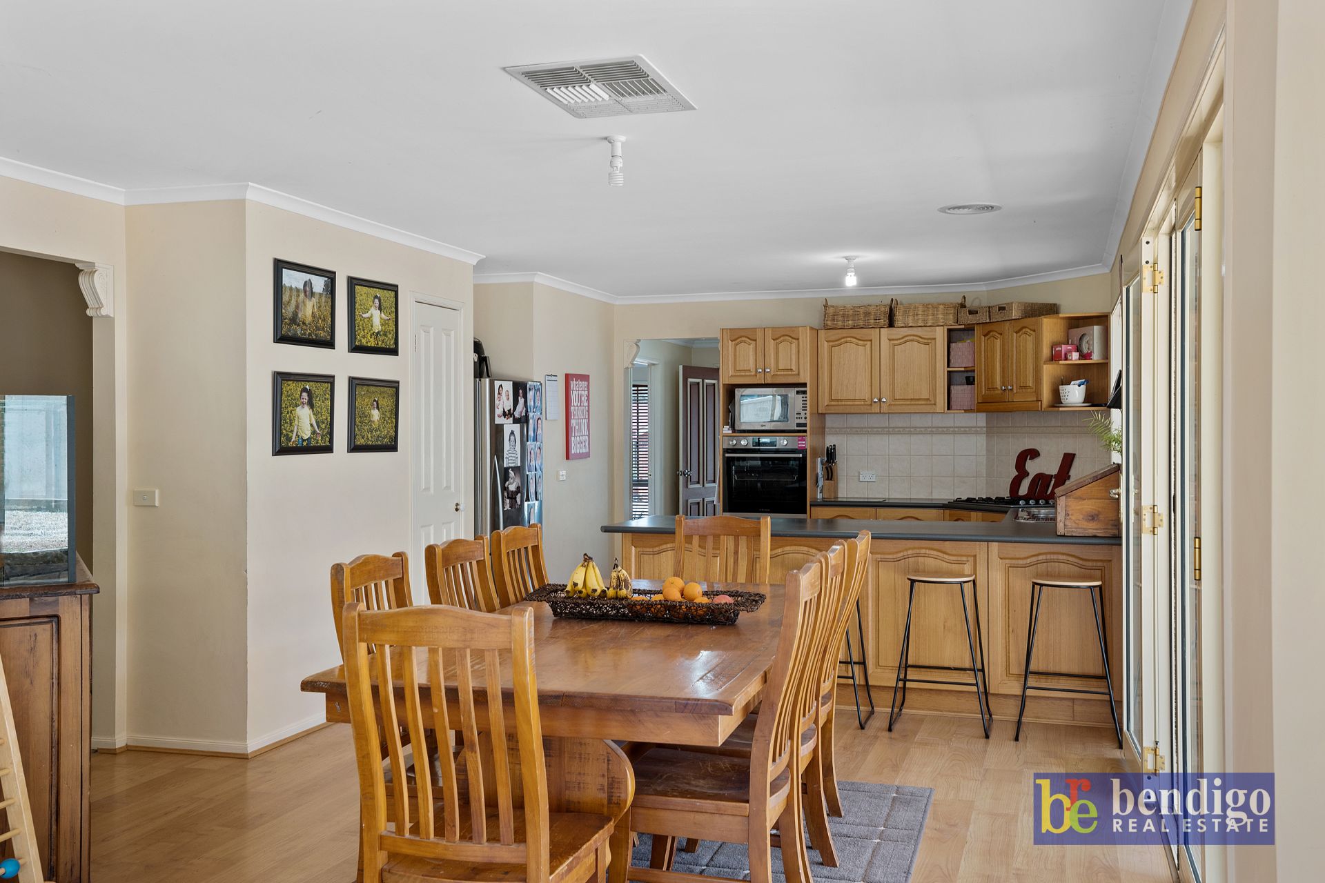 8 Woodlands Drive Eaglehawk VIC, Eaglehawk - Thumbnail 4