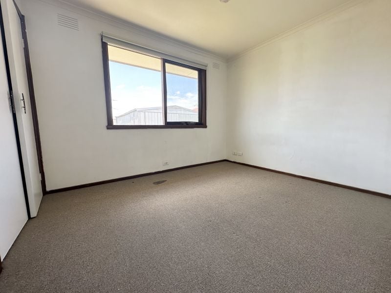 180 Victoria Drive, Thomastown