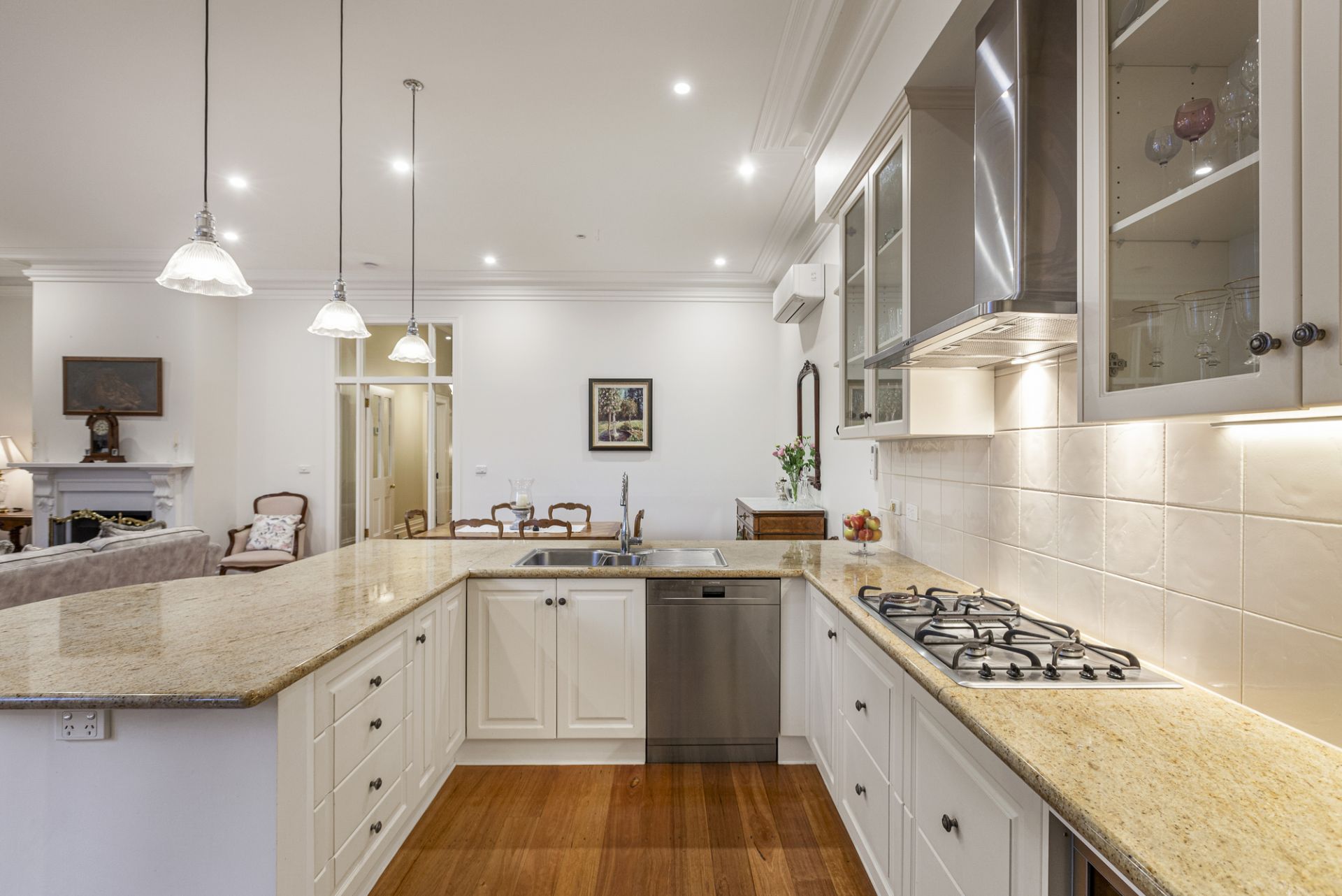 14 Stanley Avenue, Hawthorn East, Hawthorn East - Thumbnail 6