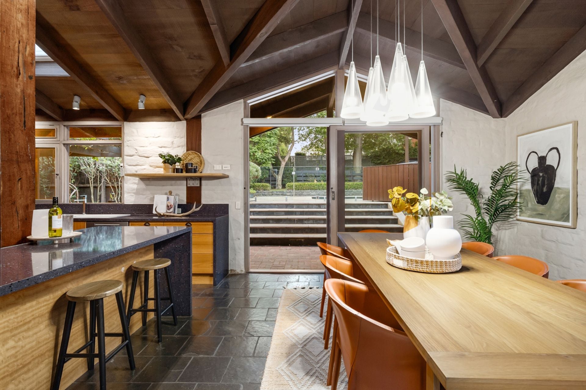 5 Victoria Avenue, Canterbury, Canterbury - Thumbnail 3