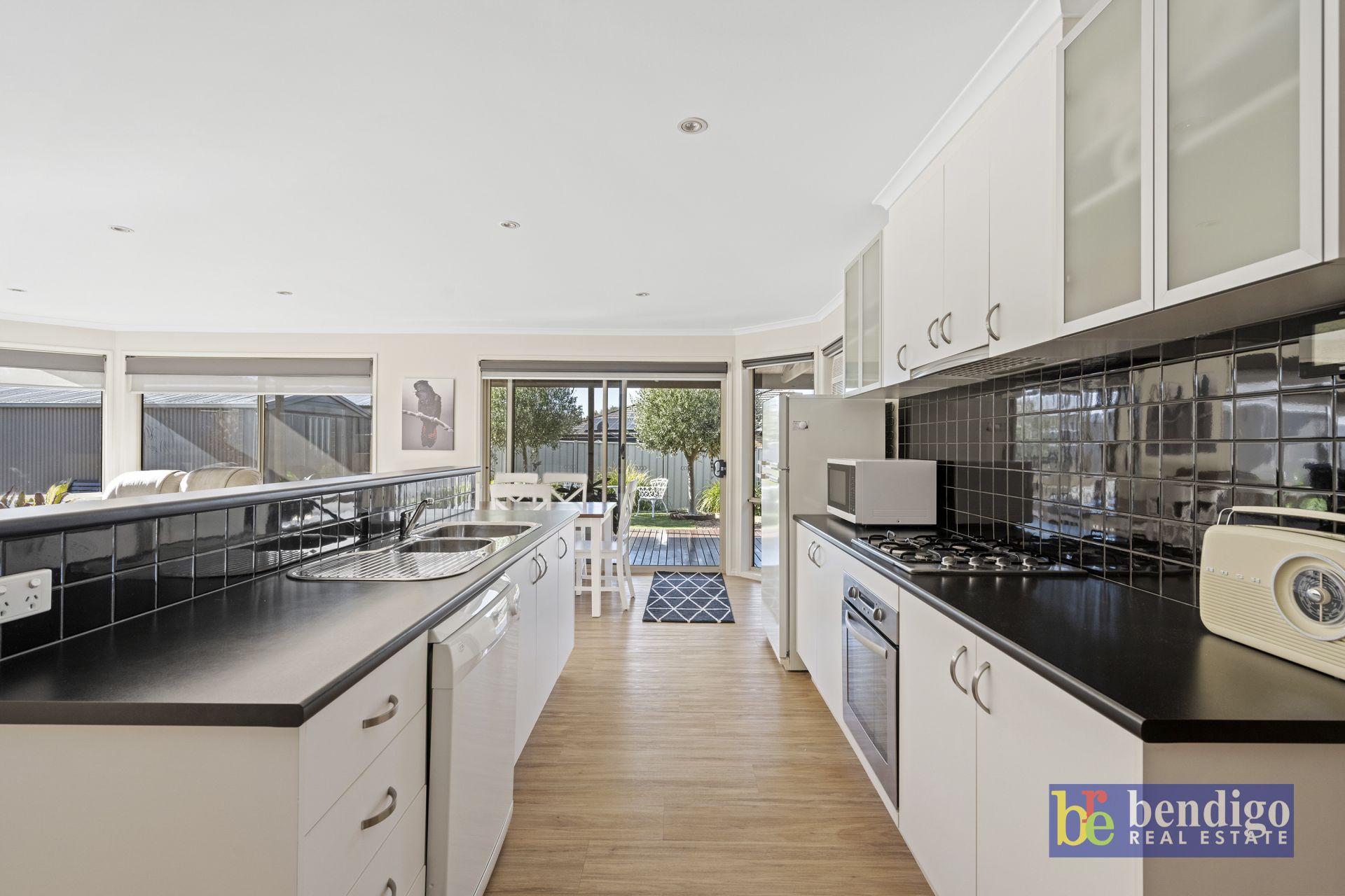 13 Arthurs Crescent Strathfieldsaye VIC, Strathfieldsaye - Thumbnail 6